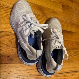 New Nike Women’s Athletic Running Shoes 6.5